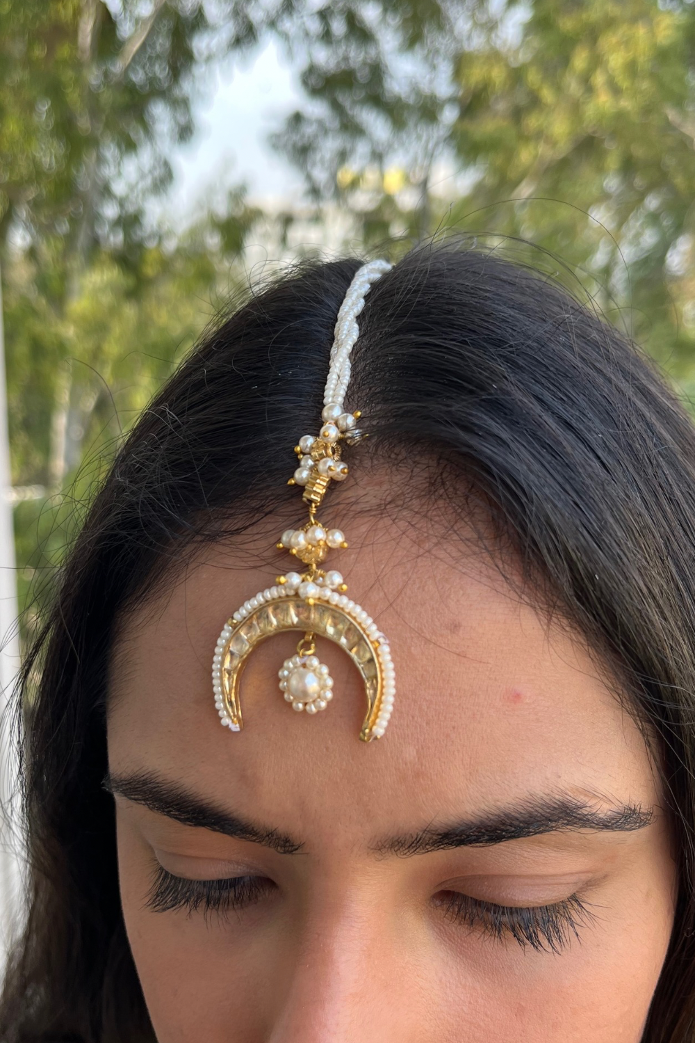 Crescent Polki Mangtika