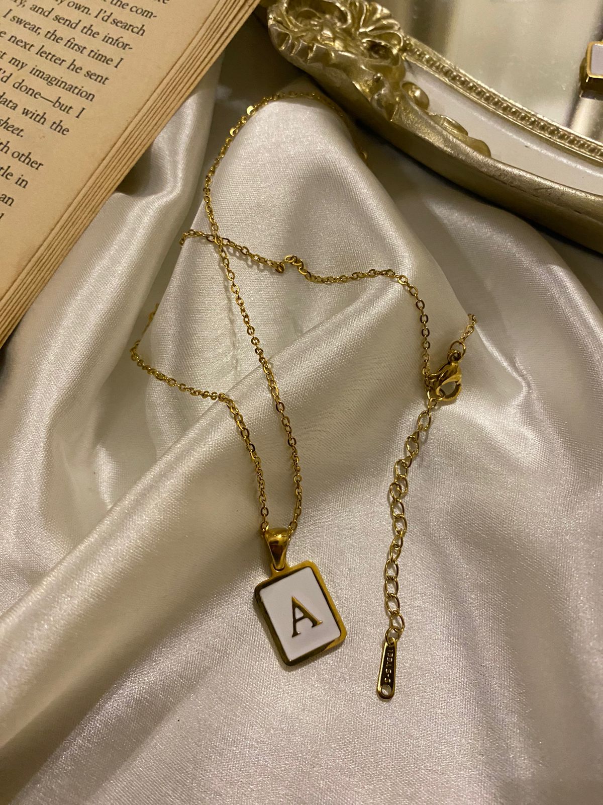 Engrave Delight Classic White Alphabet Pendant (A-Z)