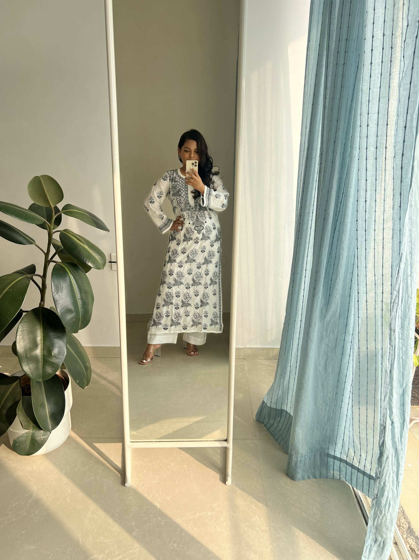 Rose Chikankari Muslin Kurta