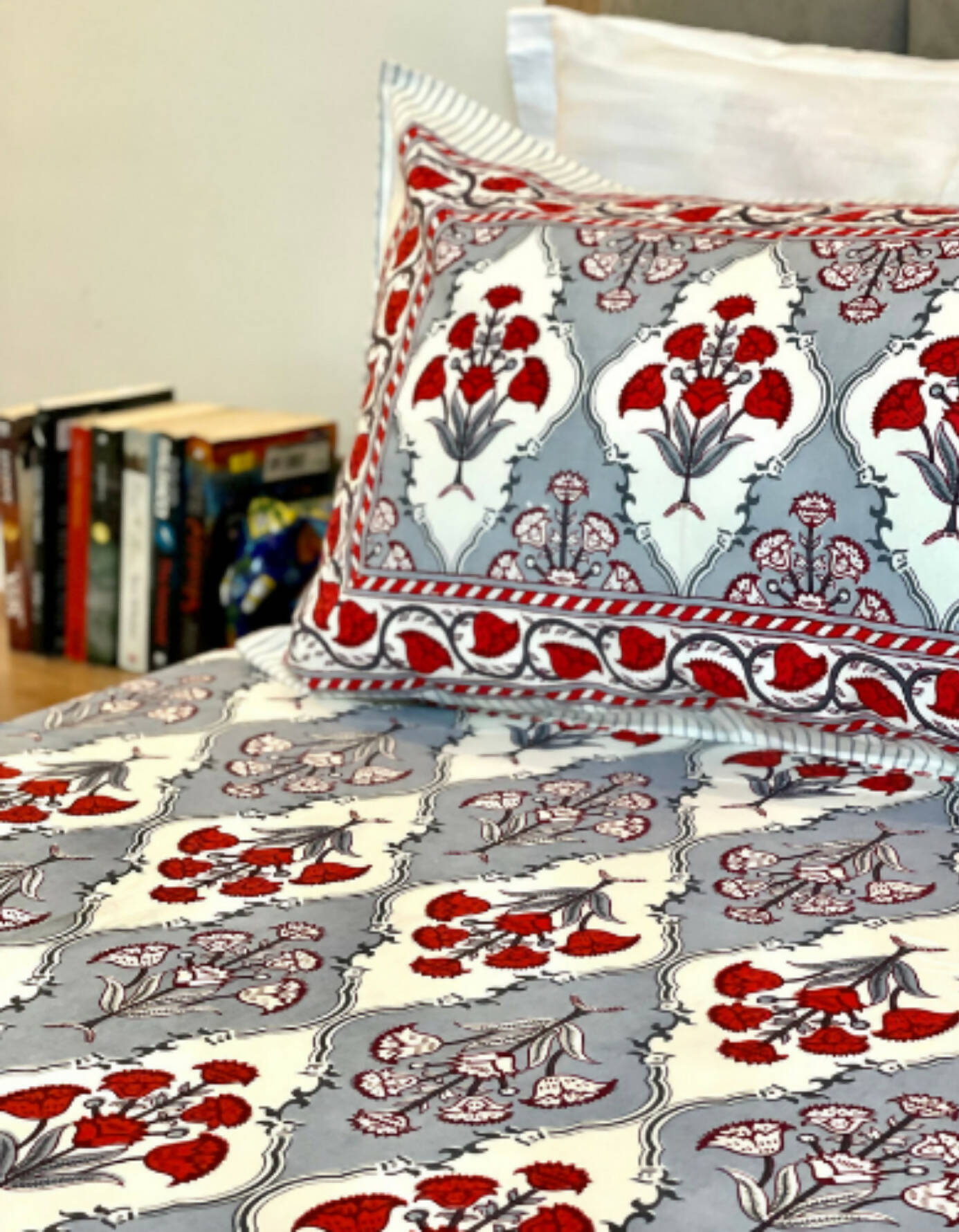 Mughal Poppy Buta Bedsheet Set