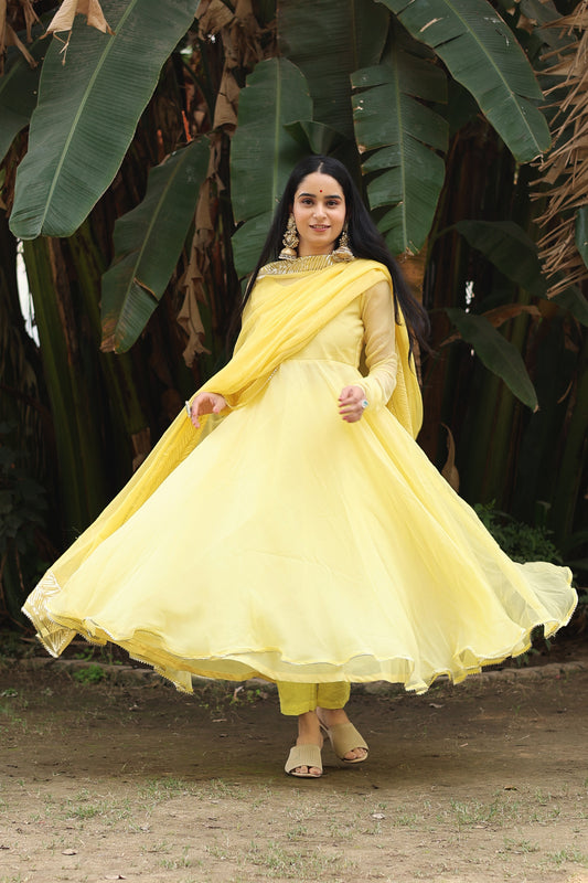 Vaniki Yellow Chiffon Anarkali Set