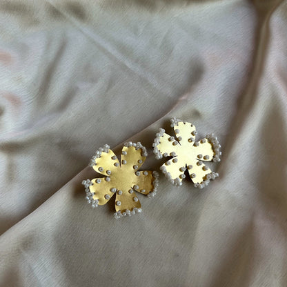 Handmade Glass Bead Brass Earrings - Flower