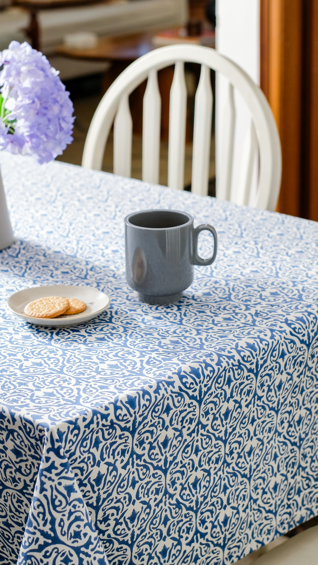 Whispers of the Sea Wipeable Anti-slip Cotton Tablecloth - ROUND