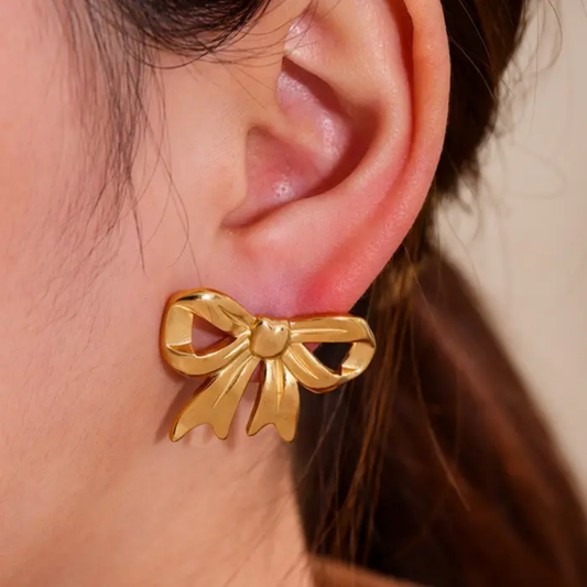 Giselle - The Cupid Bow Earrings