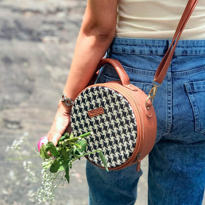 Monochrome Checks Classic Round Bag