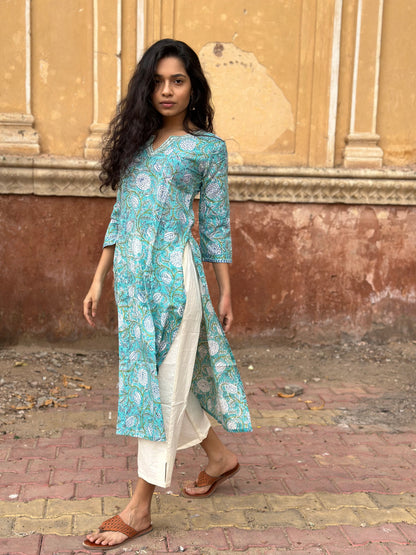 Amer Straight Embroidered Kurta