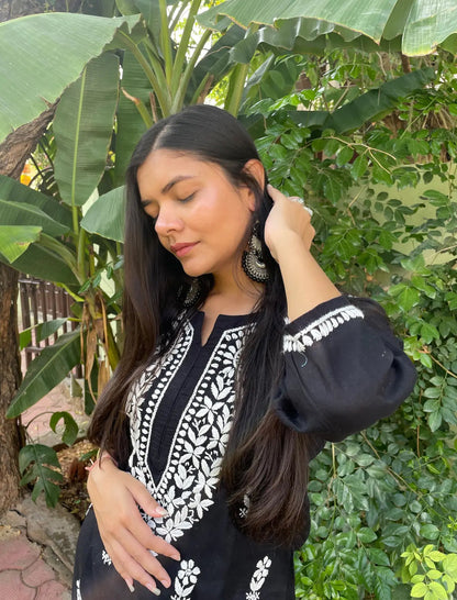 Zainul Monochrome Chikankari Kurta