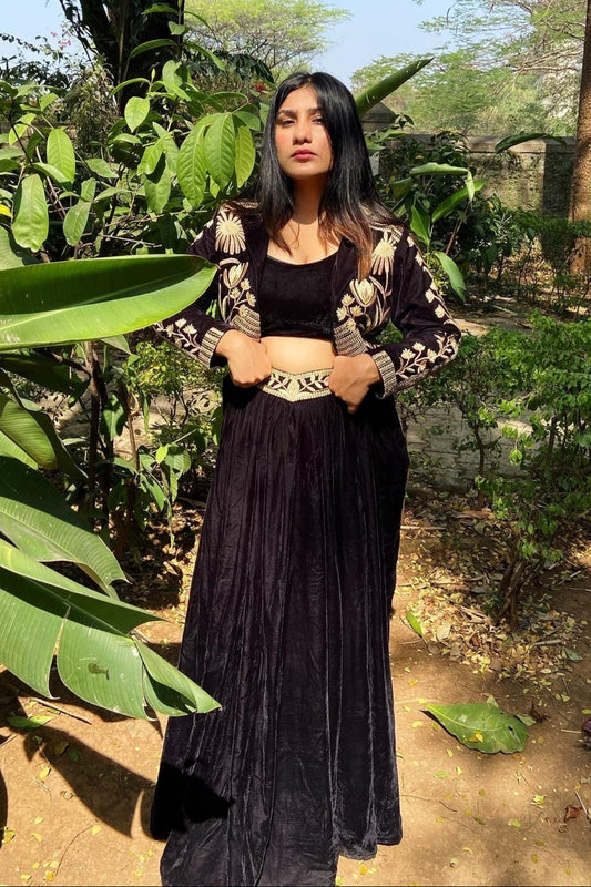 Raatkalli Cropped Blazer & Skirt/Dhoti Set