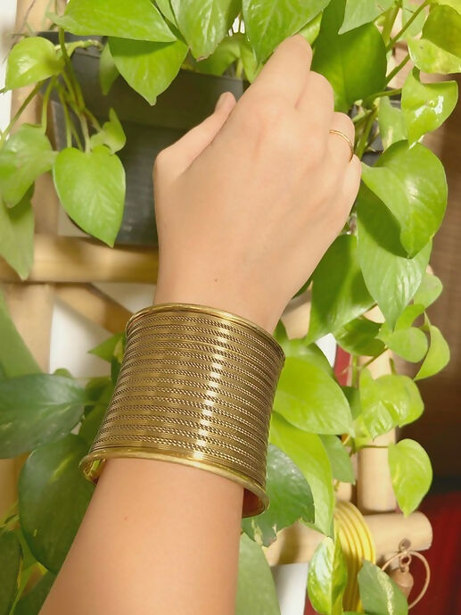 Prima Donna Brass Wrist Cuff