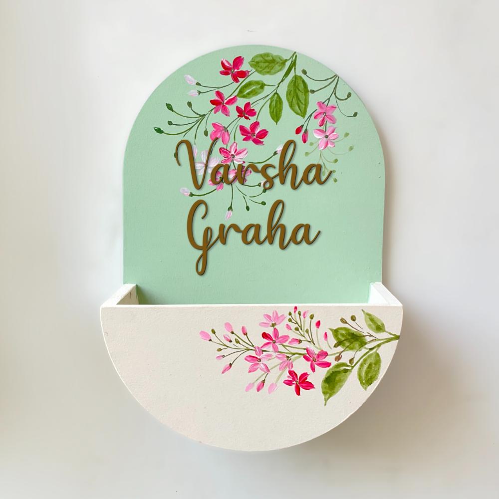 Round Planter Nameplate Calming White And Green