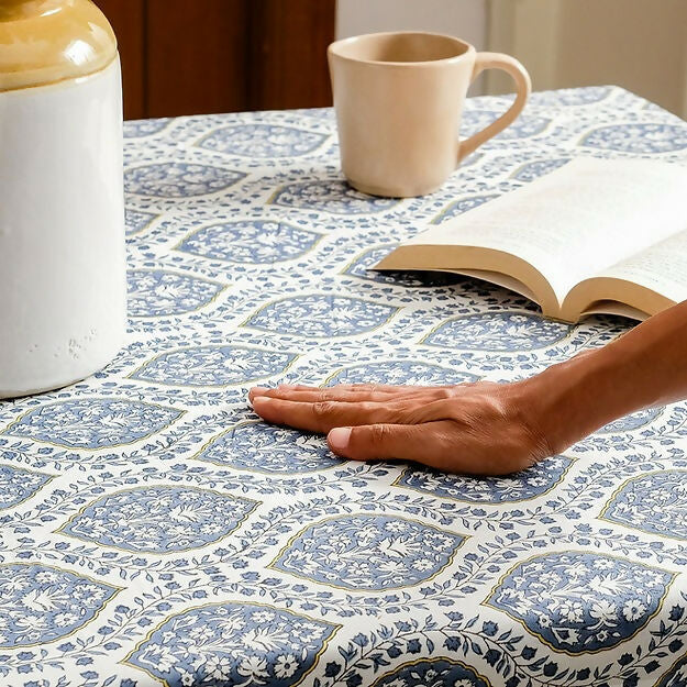 Morning Dew Round Wipeable & Anti-slip Tablecover