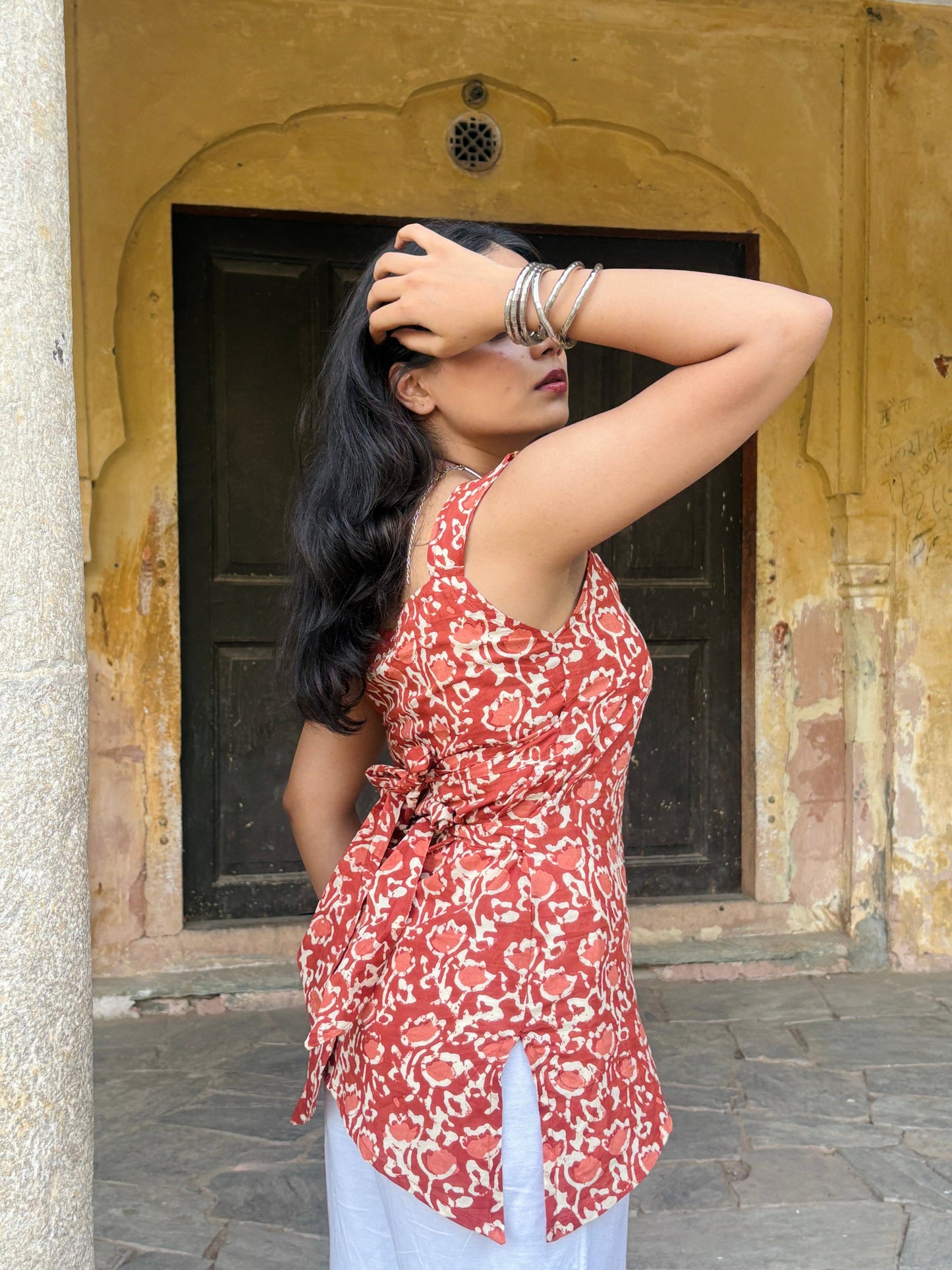 Ekaa Side Cut Cotton Kurti