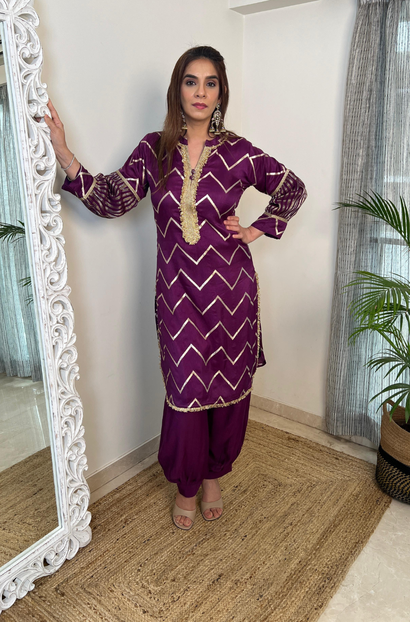 Chevron Pattern Kurta With Pathani Pant