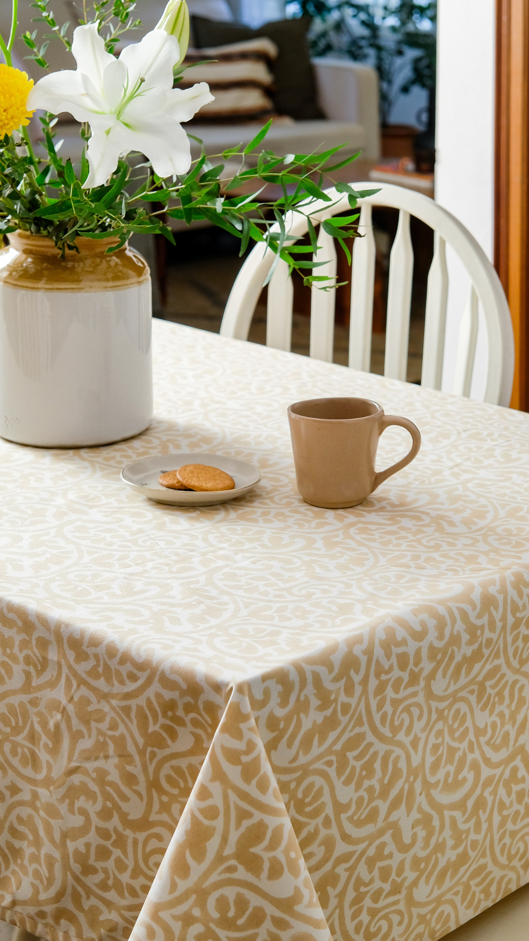 Dance in the Dunes Wipeable Anti-slip Cotton Tablecloth - ROUND