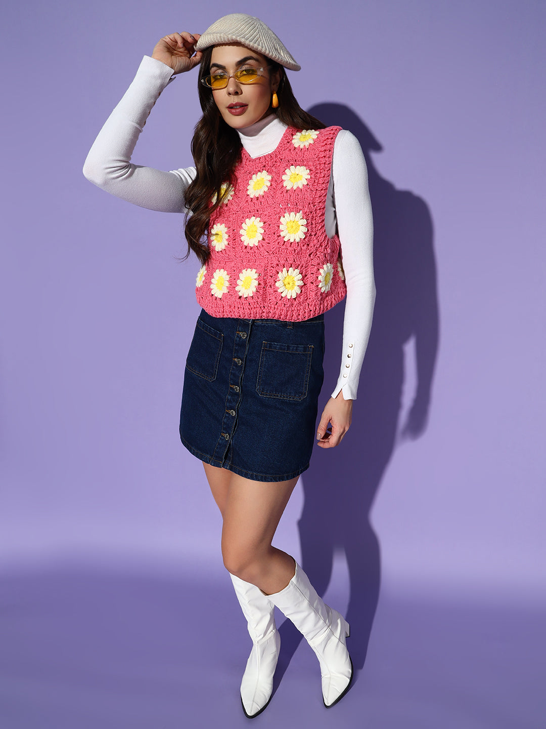 Bubblegum Cropped Daisy Vest