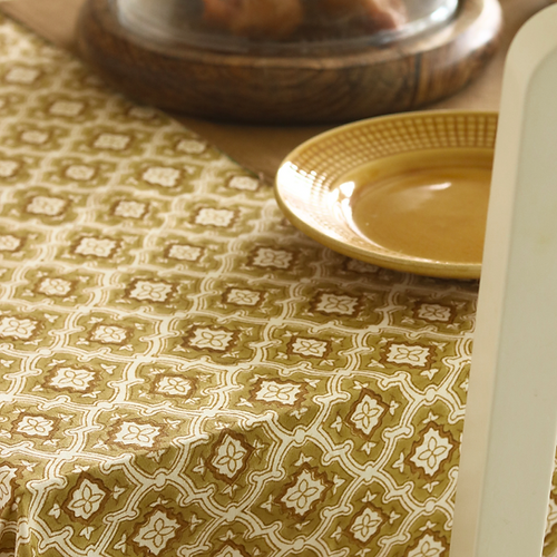 Chai & Toast Wipeable & Anti-slip Tablecover- RECTANGLE