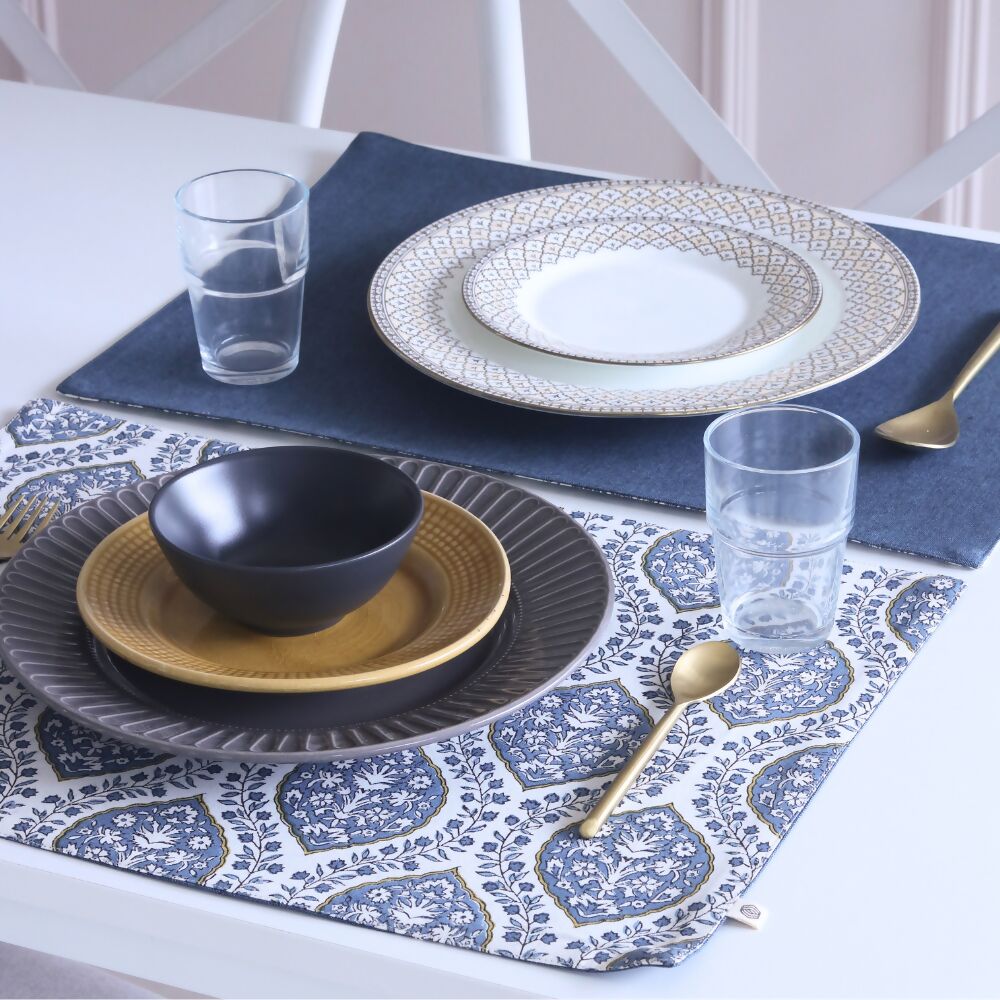 Morning Dew Wipeable & Reversible Cotton Placemats