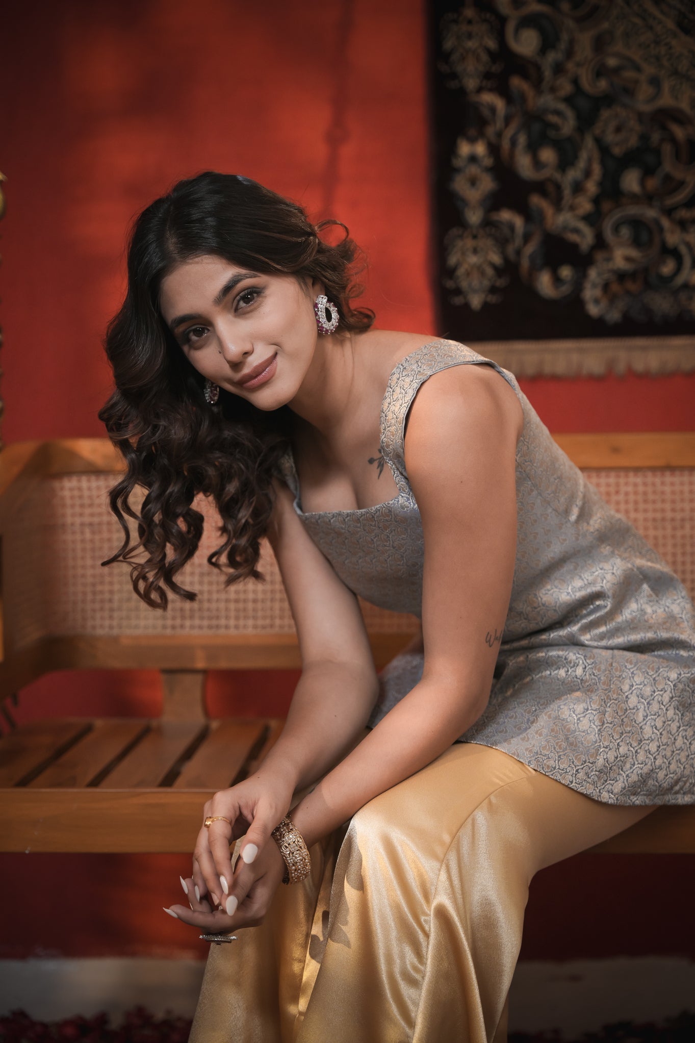 Tina Dark Grey Kurti & Bell Bottom Set