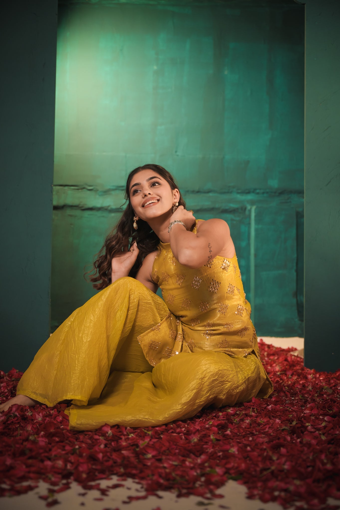 Mona Darling Yellow Hand Work Suit Set