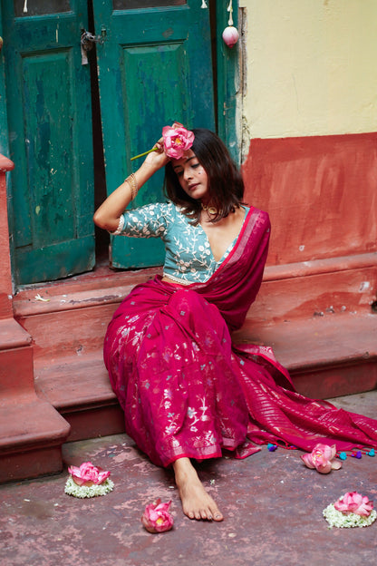 Meena Kumari Handwoven Cotton Pink Saree