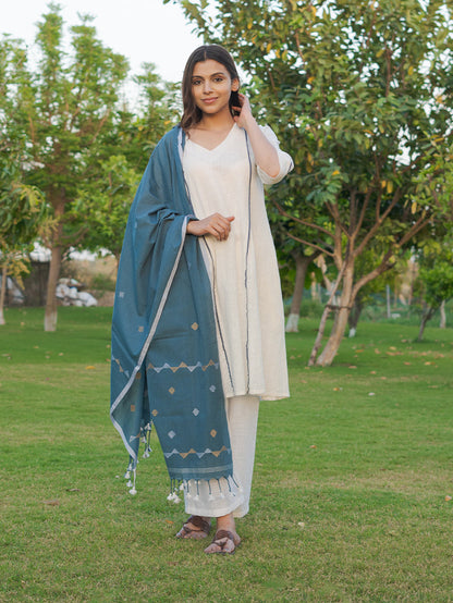 Sitara Off-White Kurta Set