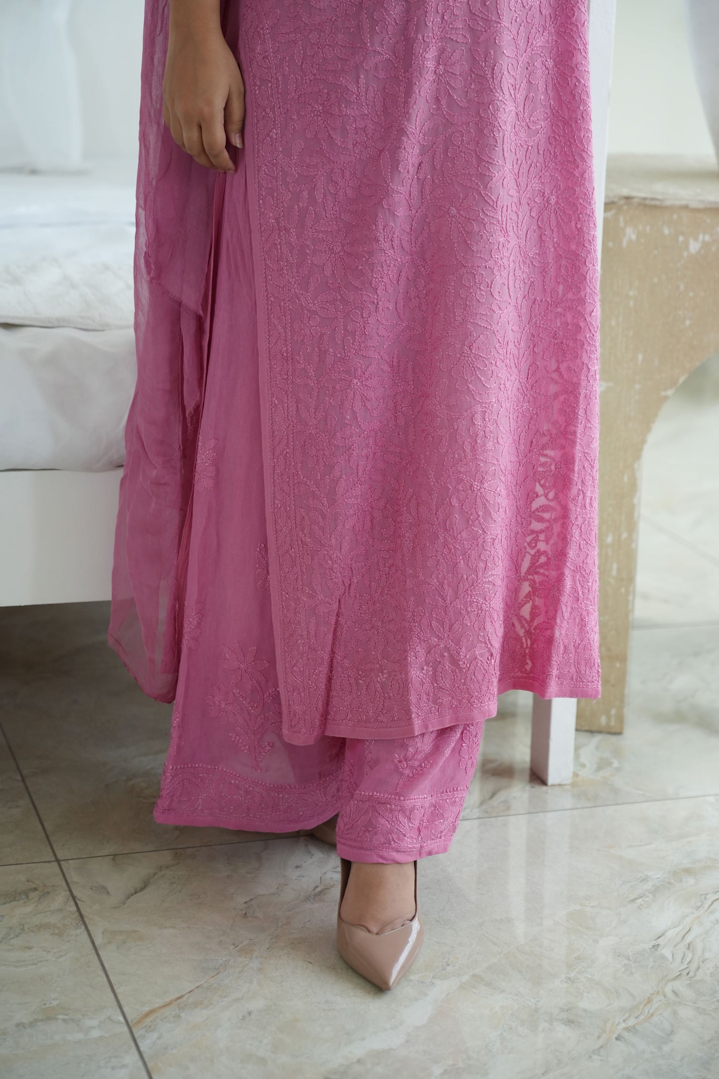 Riva Chikankari Nodle Strap Long Kurti