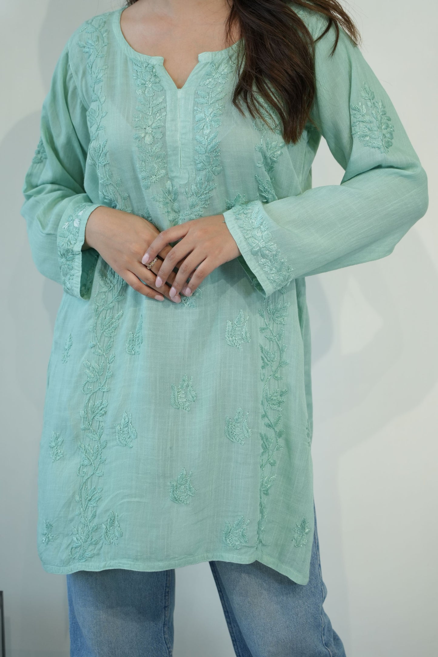 Ira Chikankari Linen Short Kurta