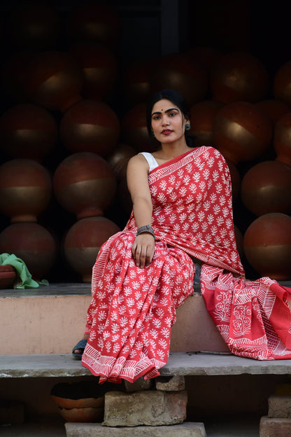 EyeCandy Mulmul Cotton Block Printed Red Saree