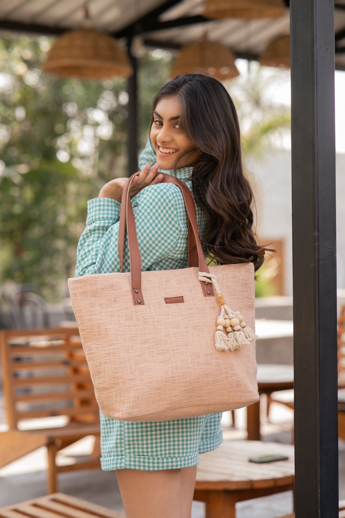 Roseate Glow Everyday Tote Bag