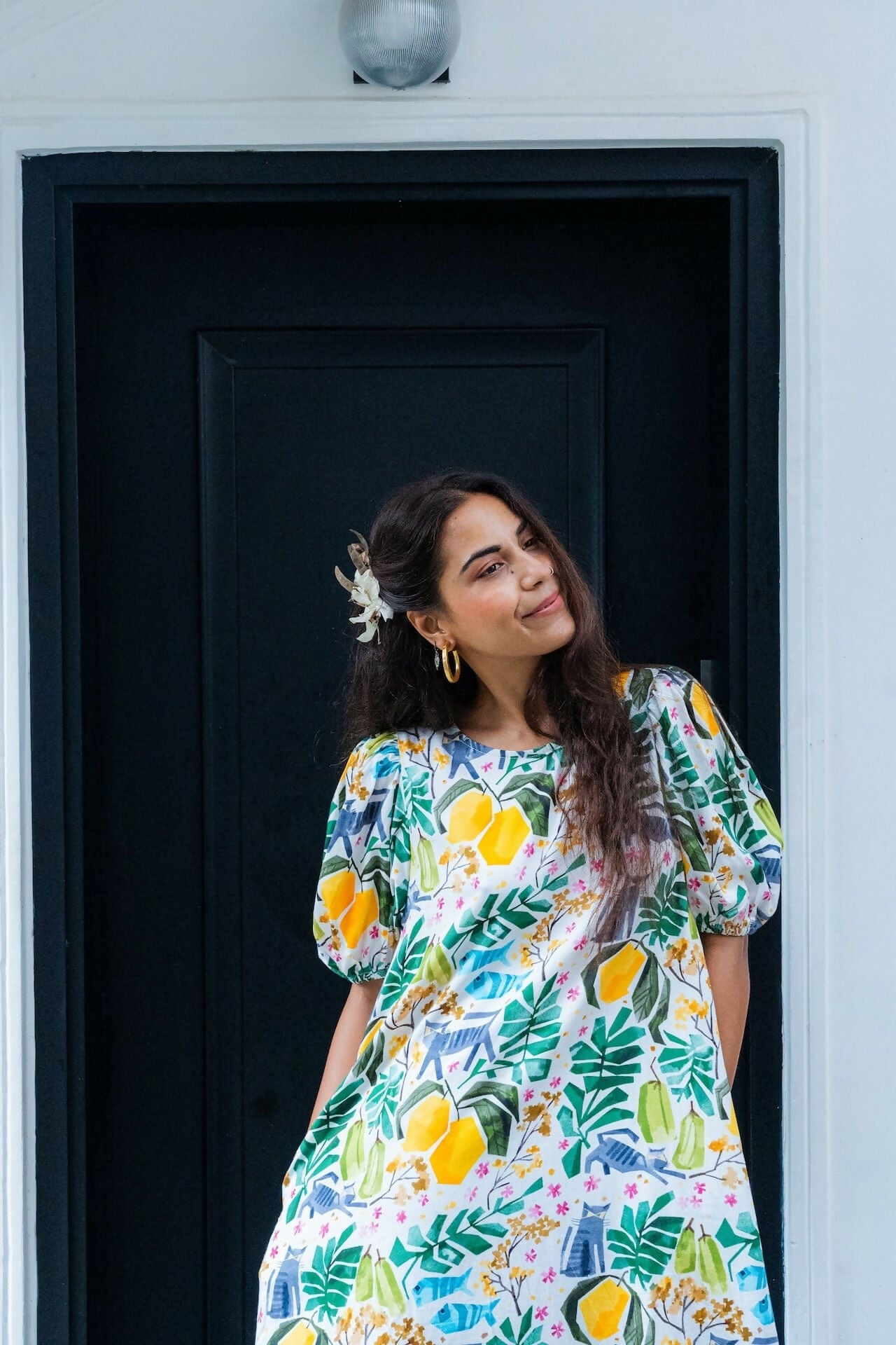 Women_s_white_organic_cotton_dress_with_a_mango_print_2260x