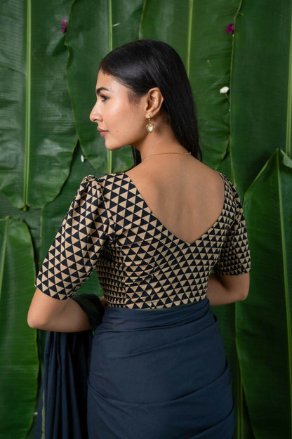 Samira CurveFit Stretchable Cotton Geometric Print Blouse