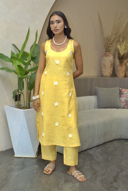 Handpainted Flora Kurta Set in Yellow