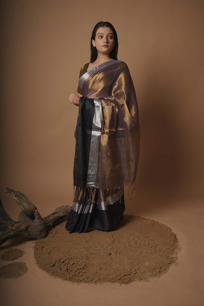 Kaashvi Gold And Black Handloom Tissue Saree