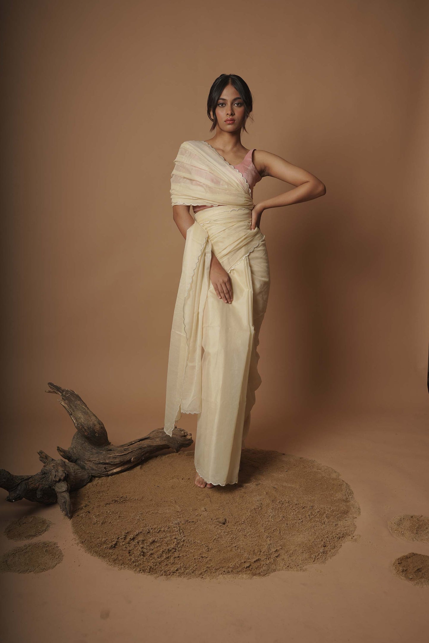 Cascading Moonlight White Scallop Border Saree