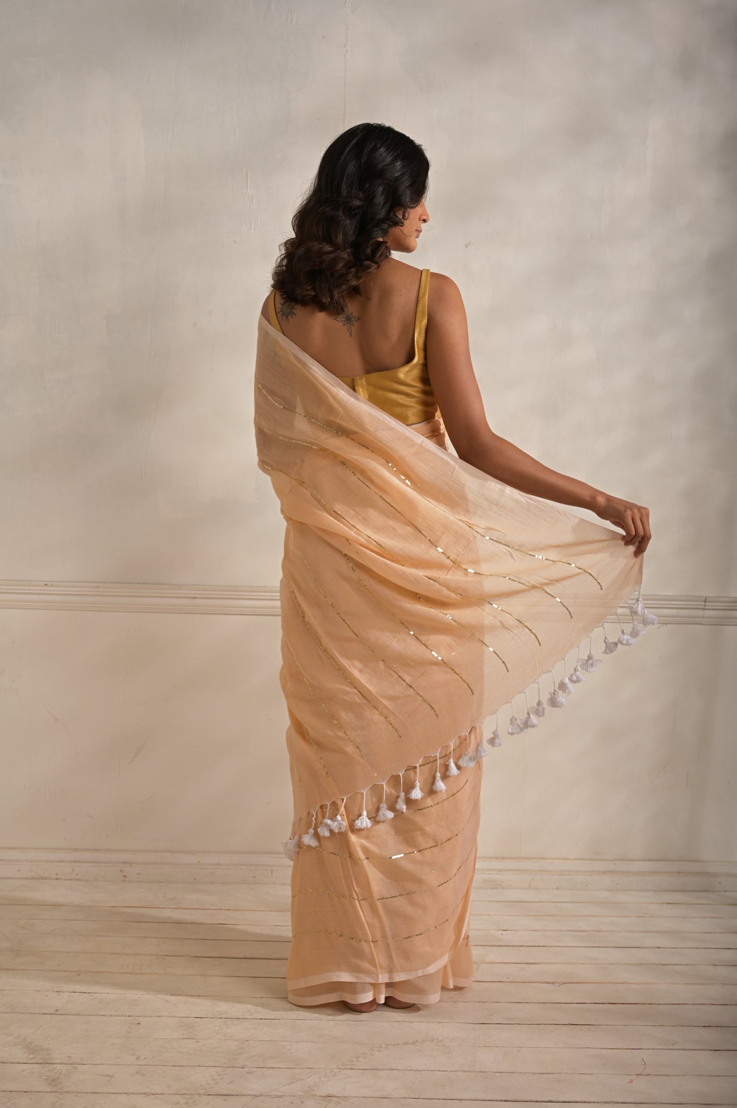 Summer Mul Cotton Saree With Sequined Lines