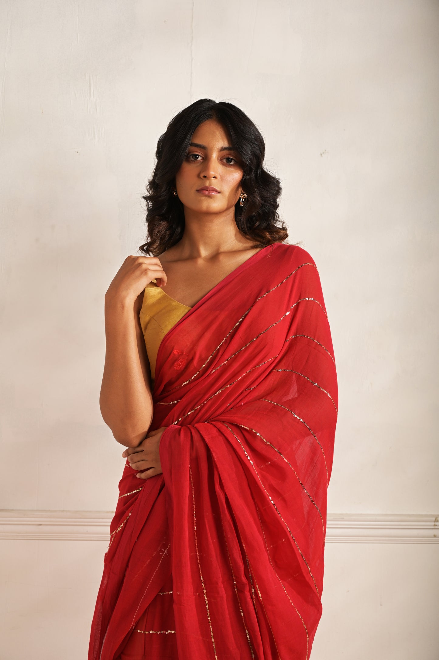 Summer Mul Cotton Saree With Sequined Lines