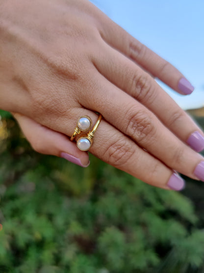 Two Pearls Ring