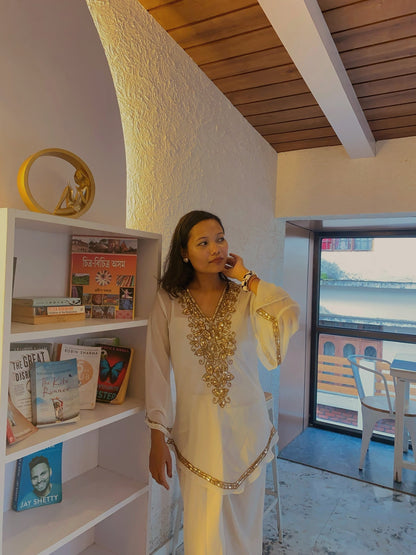 Zeenat Aman White Embroidered Top