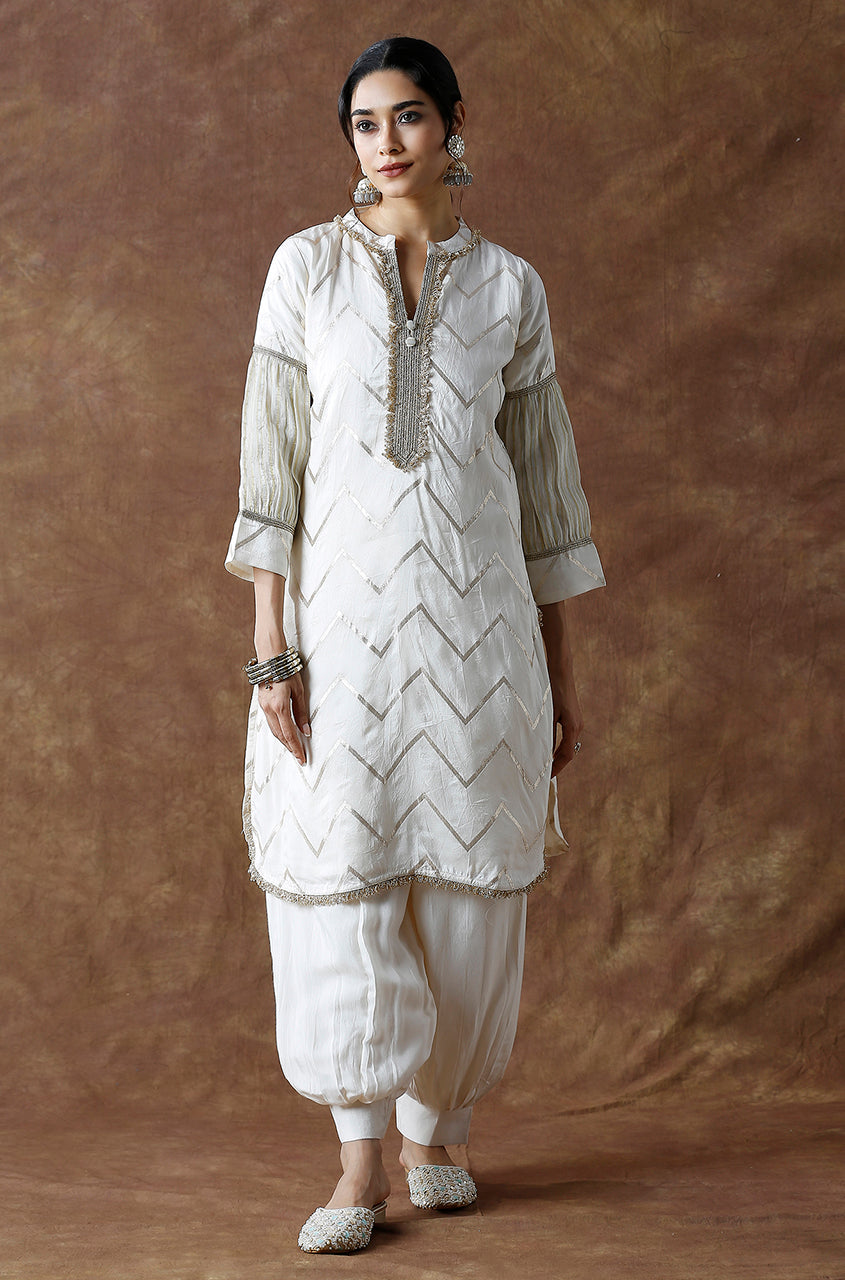 Chevron Pattern Kurta With Pathani Pant