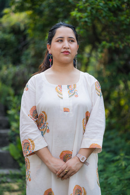 Gulnar Sanganeri Mulmul Cotton Long Kurta