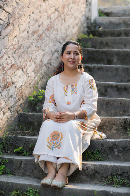 Gulnar Sanganeri Mulmul Cotton Long Kurta