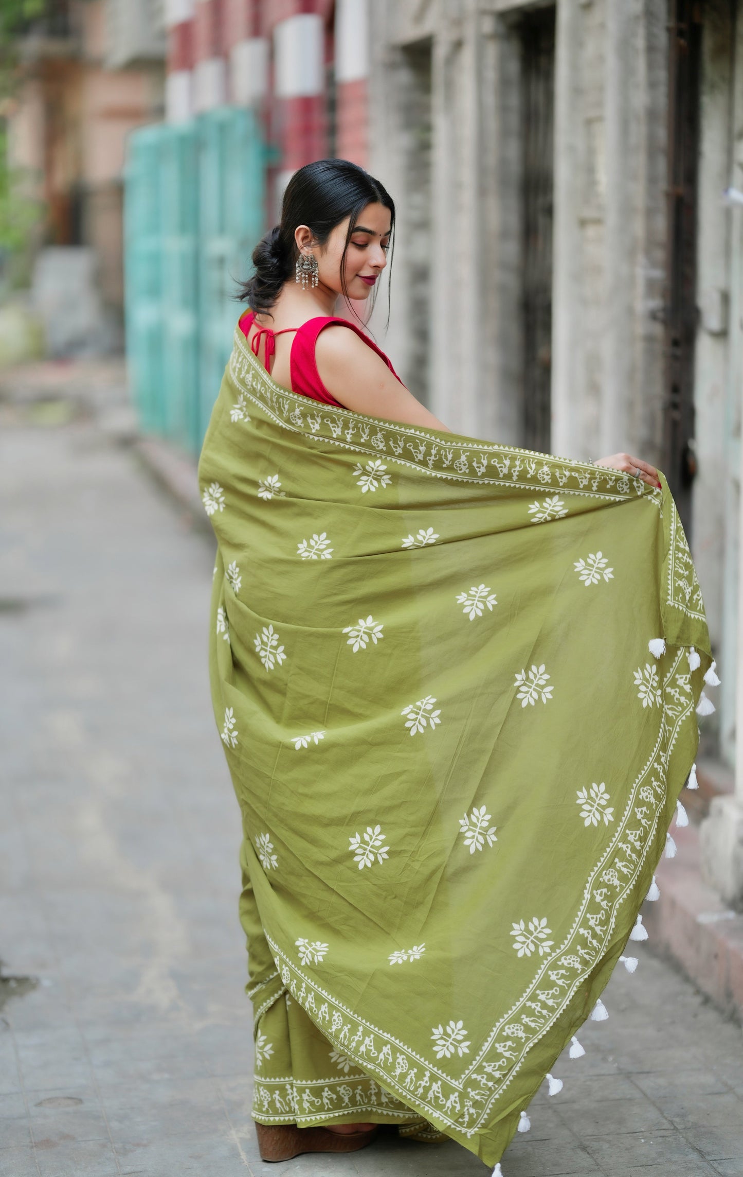 Fragrance of Heena - Handblock Print Natural Dyed - Mulmul Cotton Saree