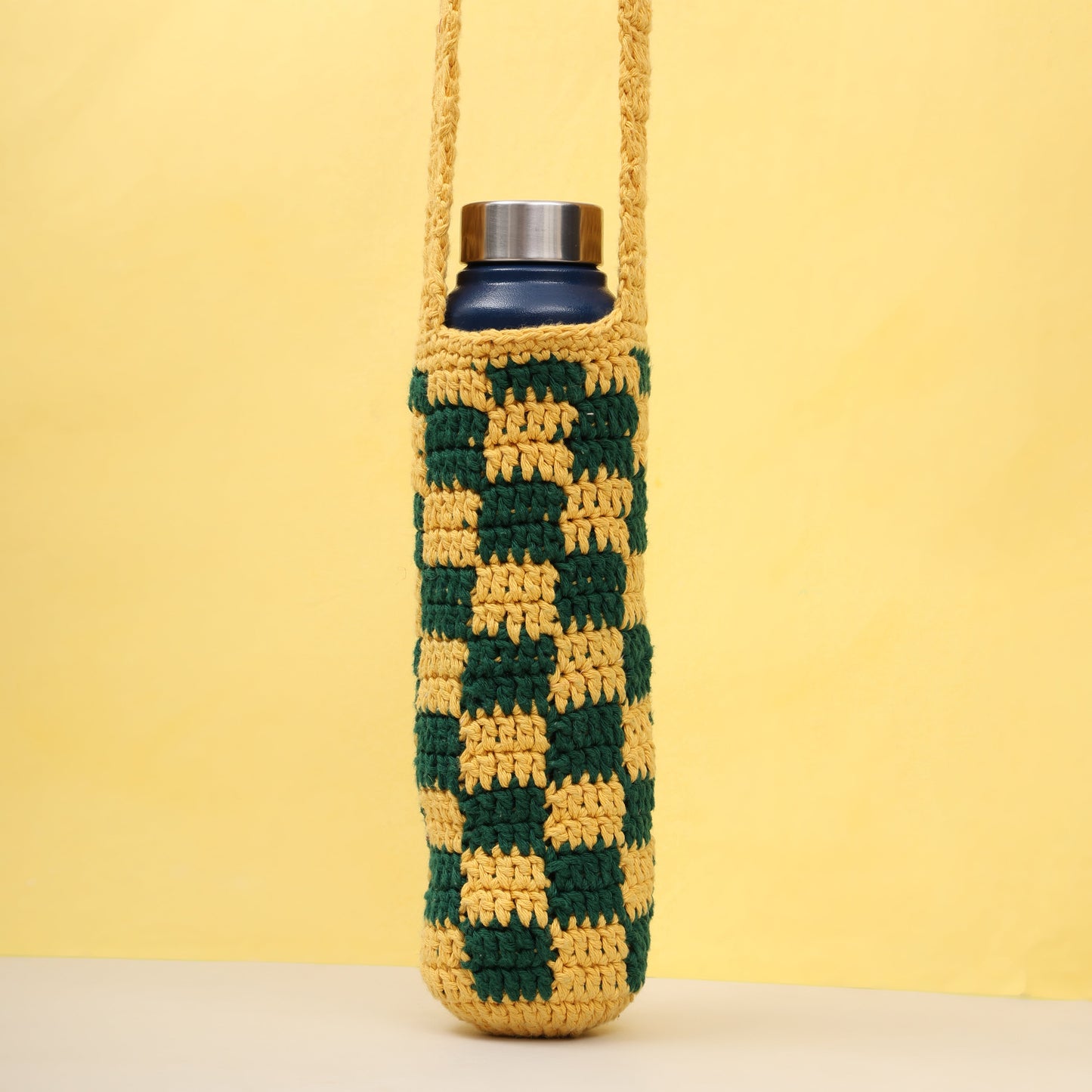 Checkered Crochet Water-Bottle Tote