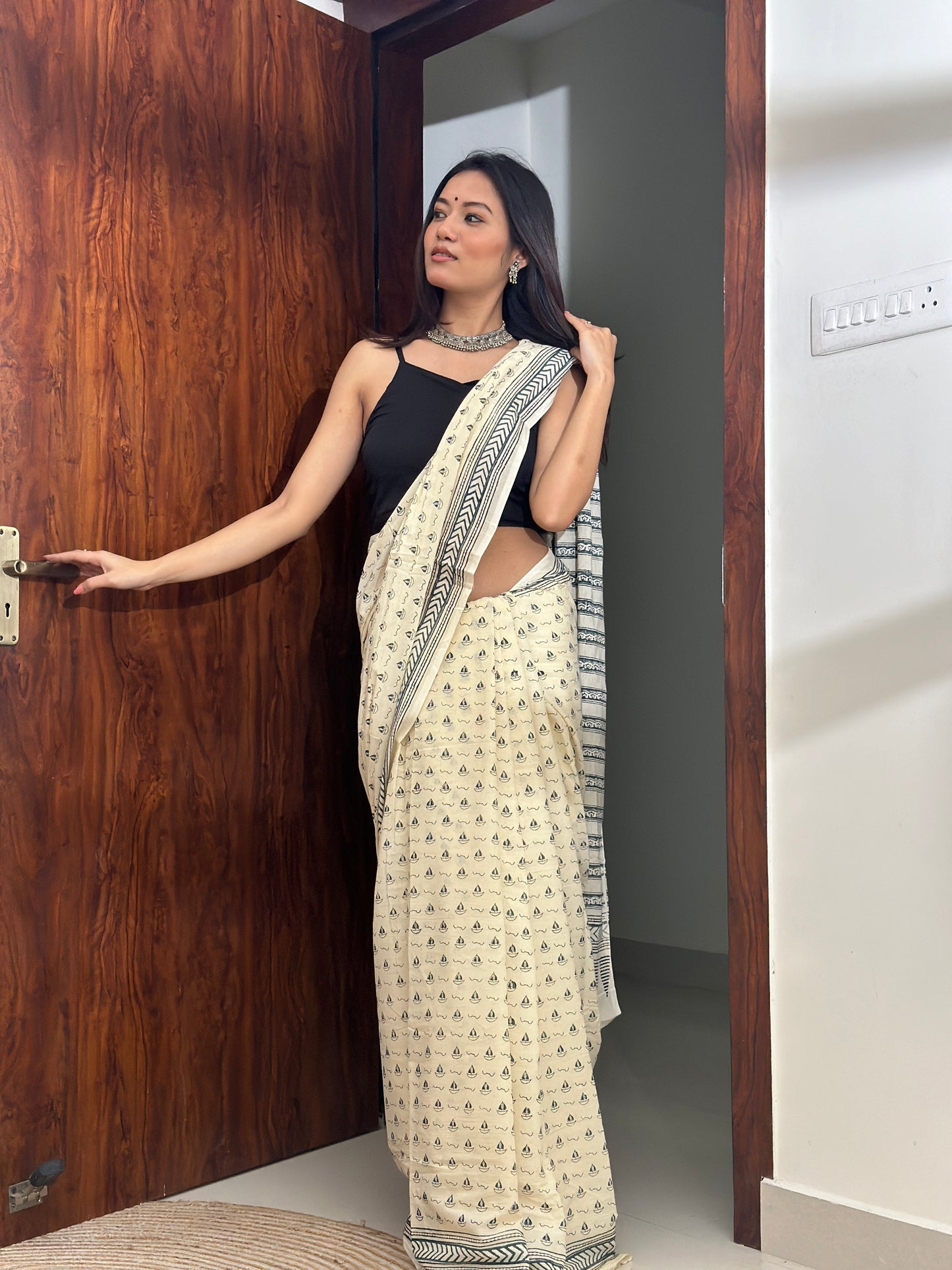 Kagaj Ki Kashti Cotton Mulmul Saree