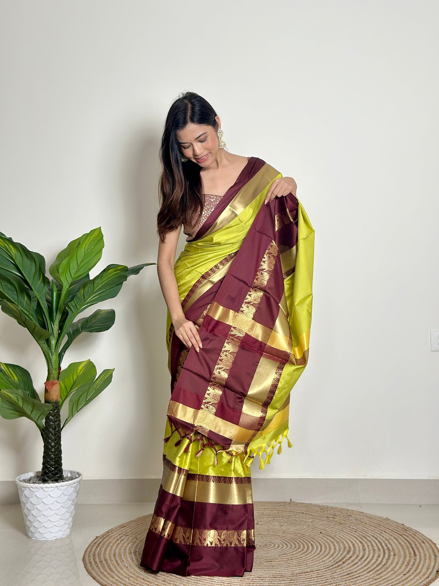 Lime Green Handwoven Silk Saree