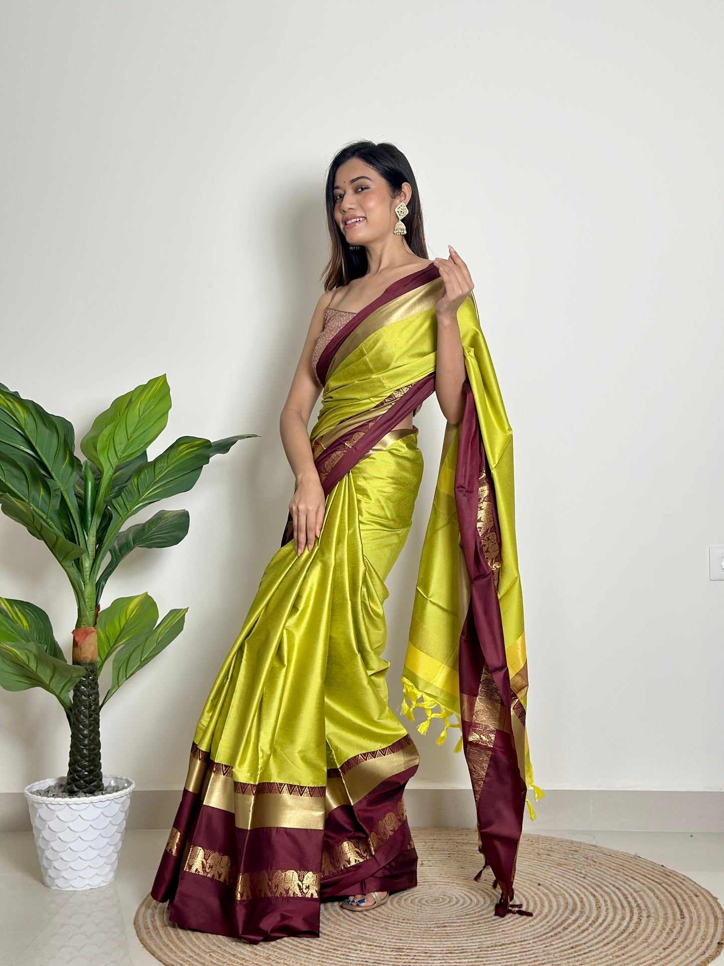 Lime Green Handwoven Silk Saree