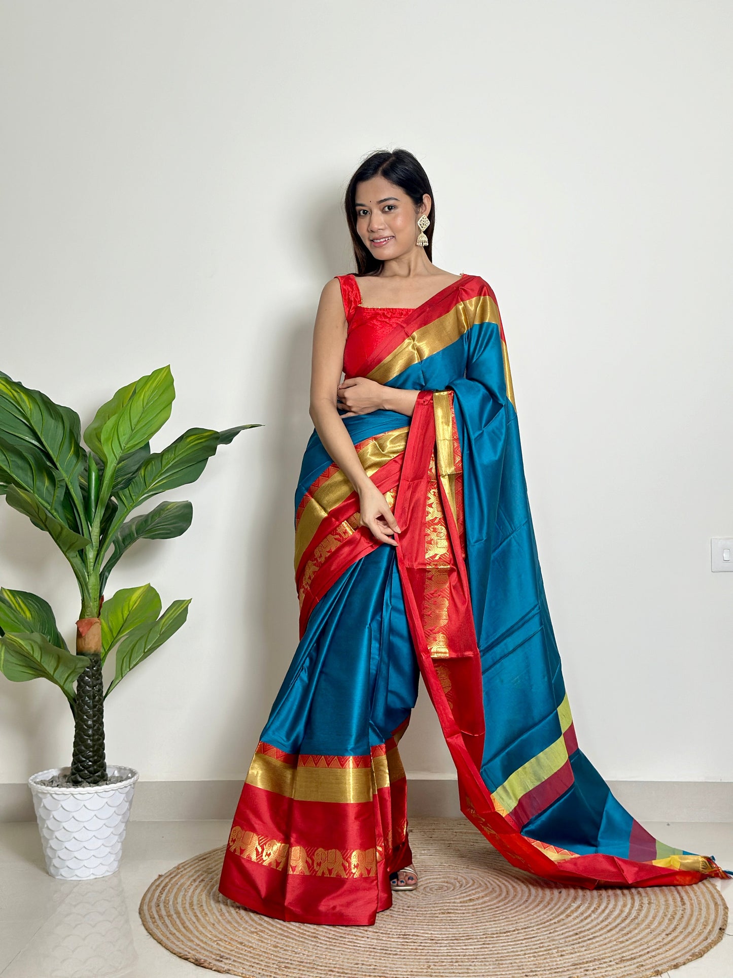 Vibrant Blue Handwoven Silk Saree
