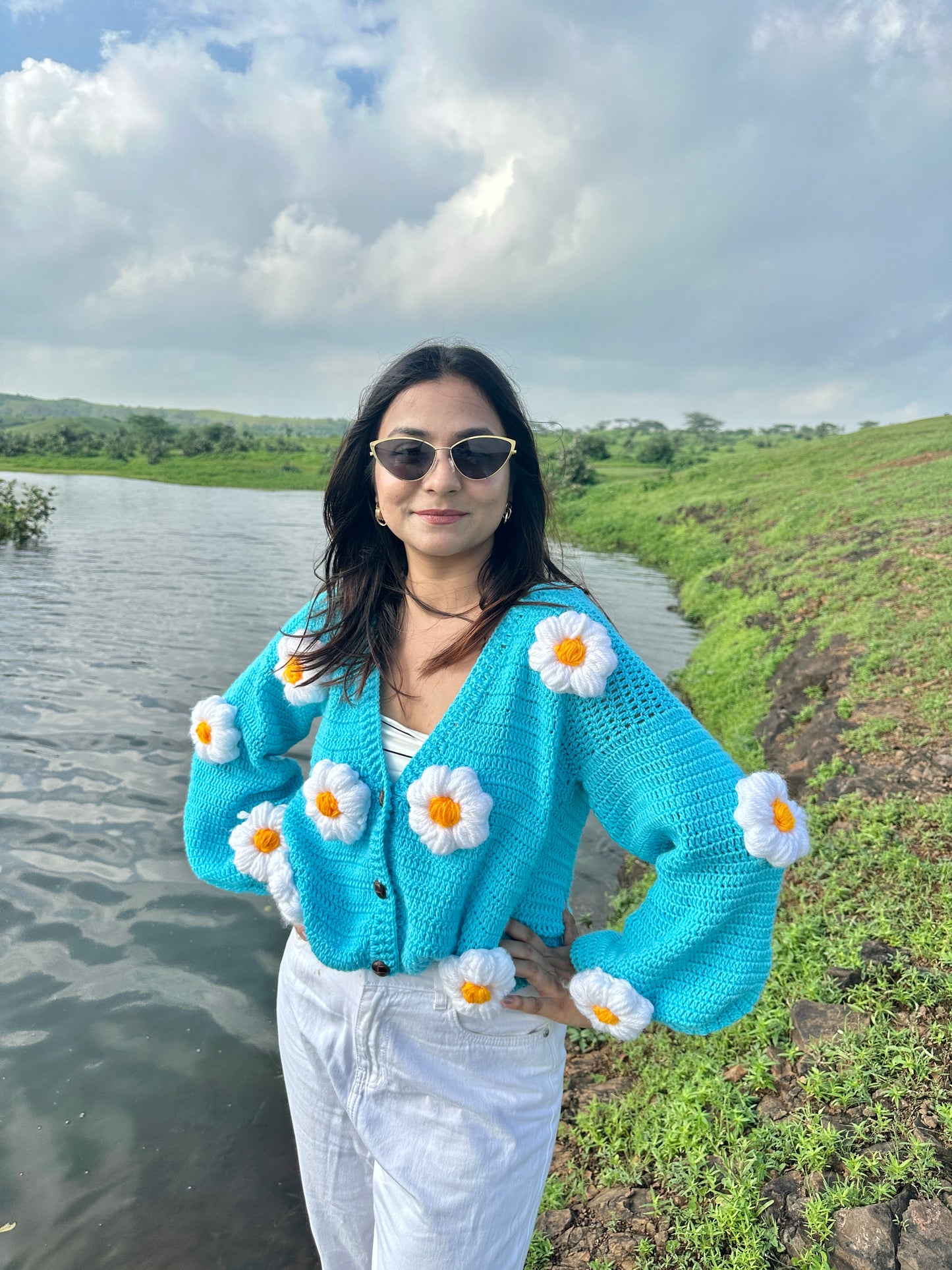 Handmade Chunky Daisy Cardigan