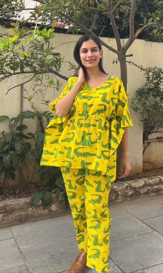 Sara Ali Khan Agar Magar Chill Jams Cotton Co-ord Set