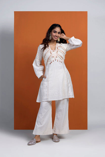 Hoor Off-White/Blush Pink Hakoba Short Kurta With Pant